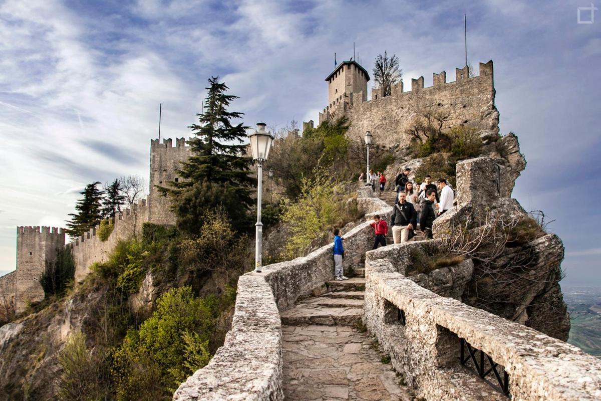 Residence San Marino Esterno foto